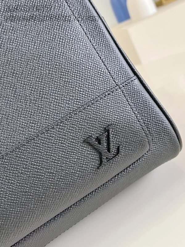 LV  M30857 - Image 7
