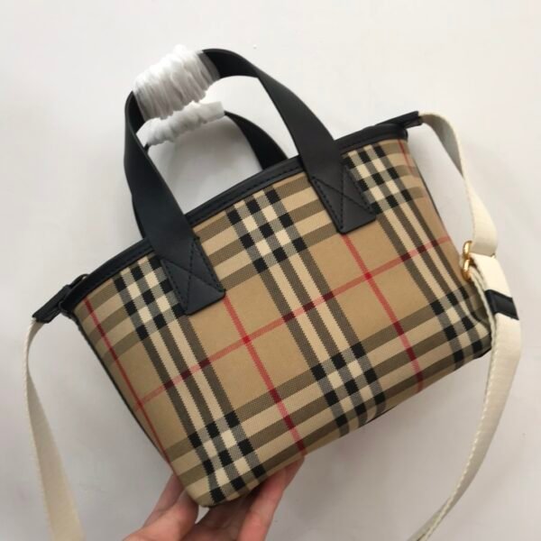 Burberry Bag - Image 3