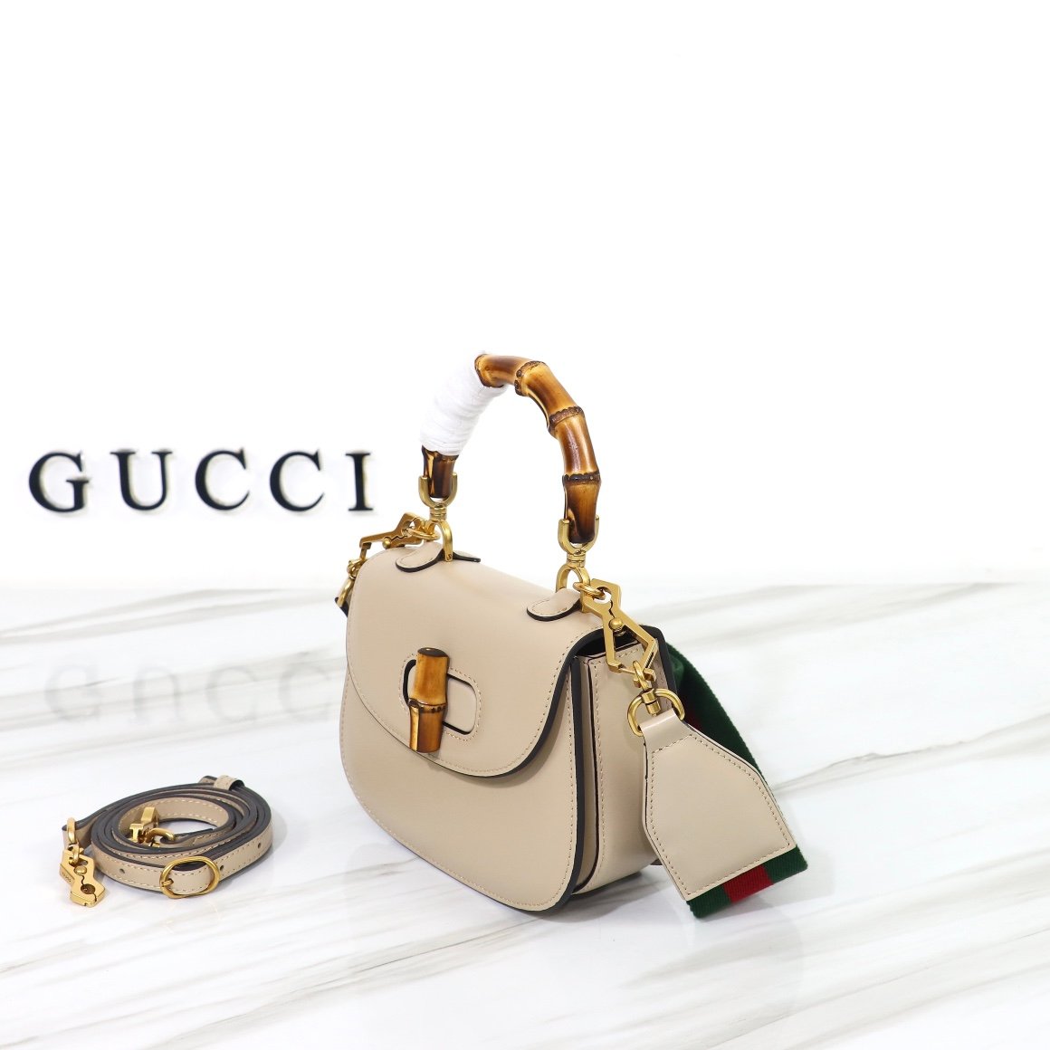 GUCCI 686864 - Image 3