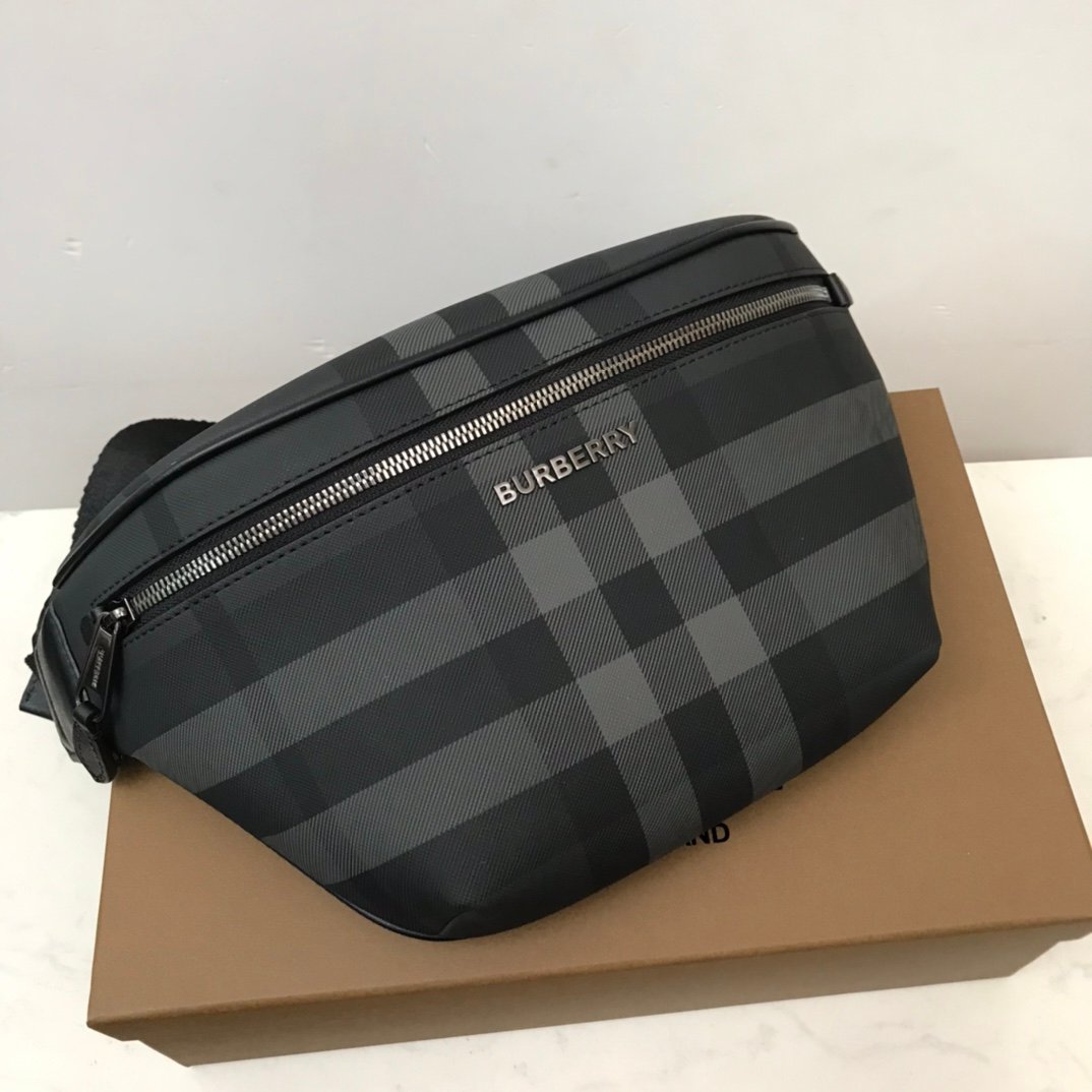 Burberry Bag - Image 3