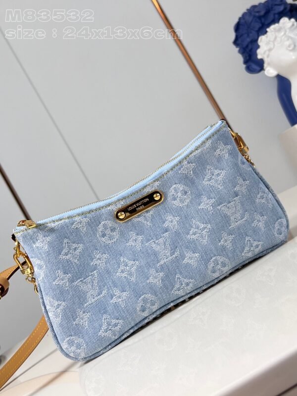 LV M83532 - Image 3