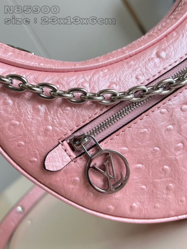 LV N85900 - Image 3