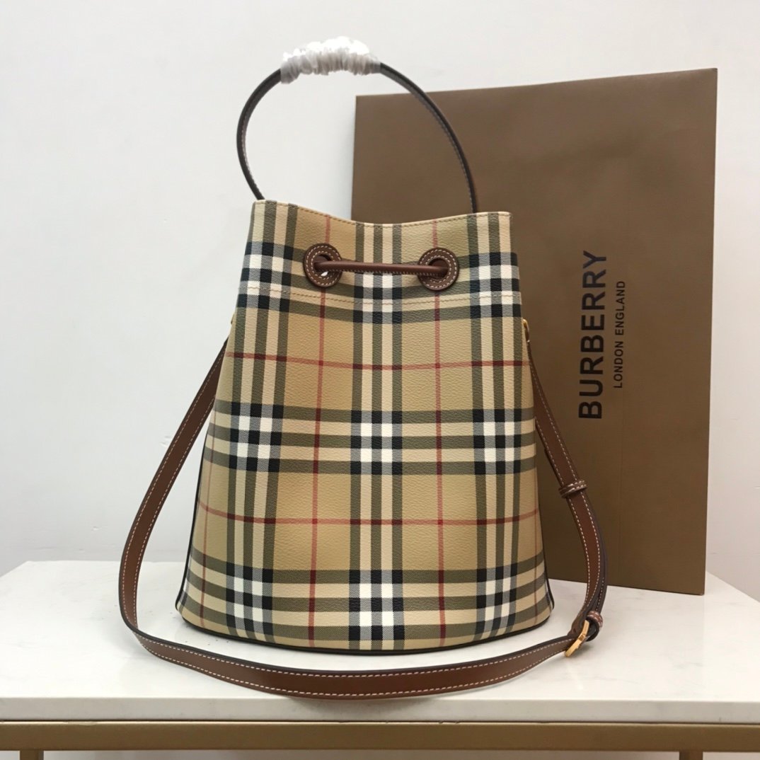 Burberry Bag - Image 3
