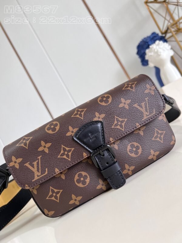 LV M83567 - Image 3