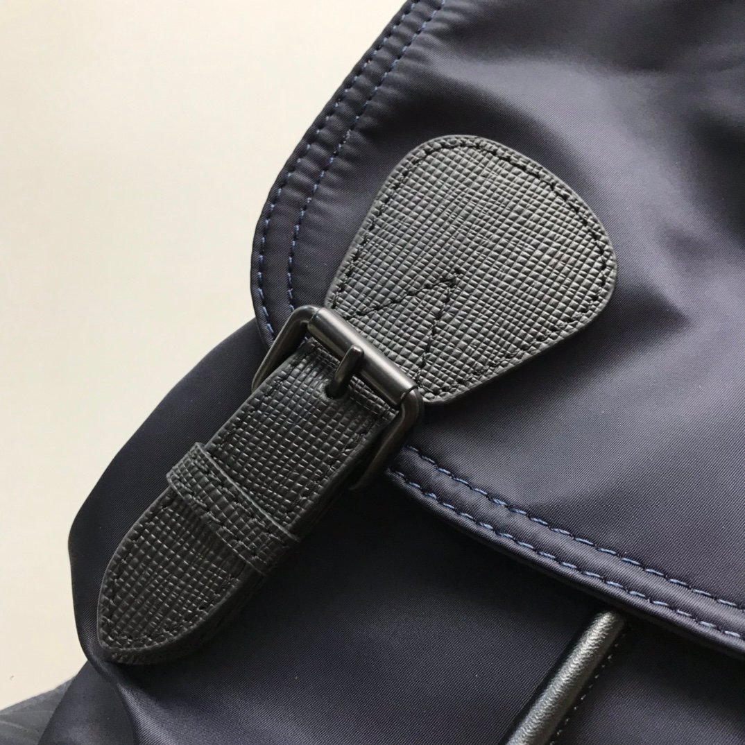 Burberry Bag - Image 3