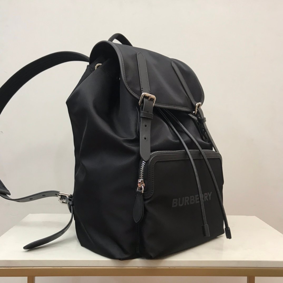 Burberry Bag - Image 3