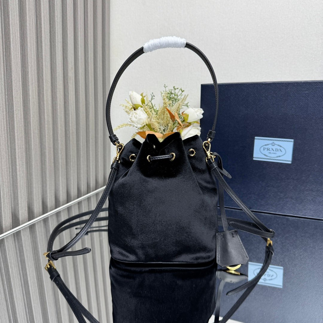 Prada Bag - Image 3