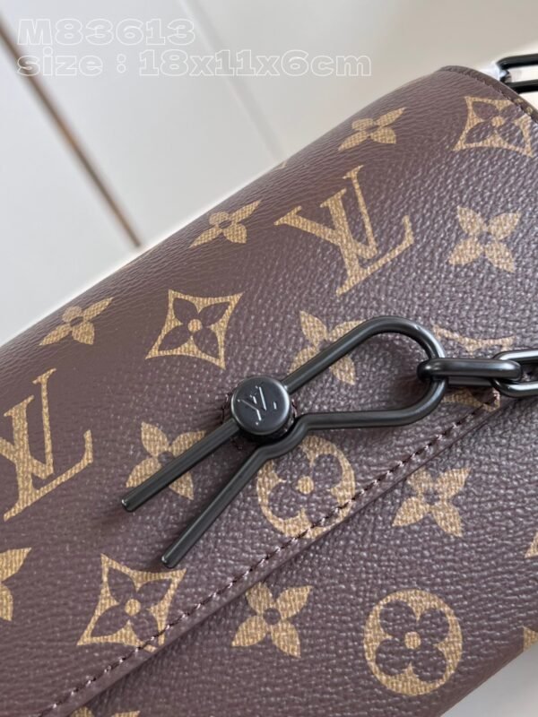 LV M83613 - Image 3