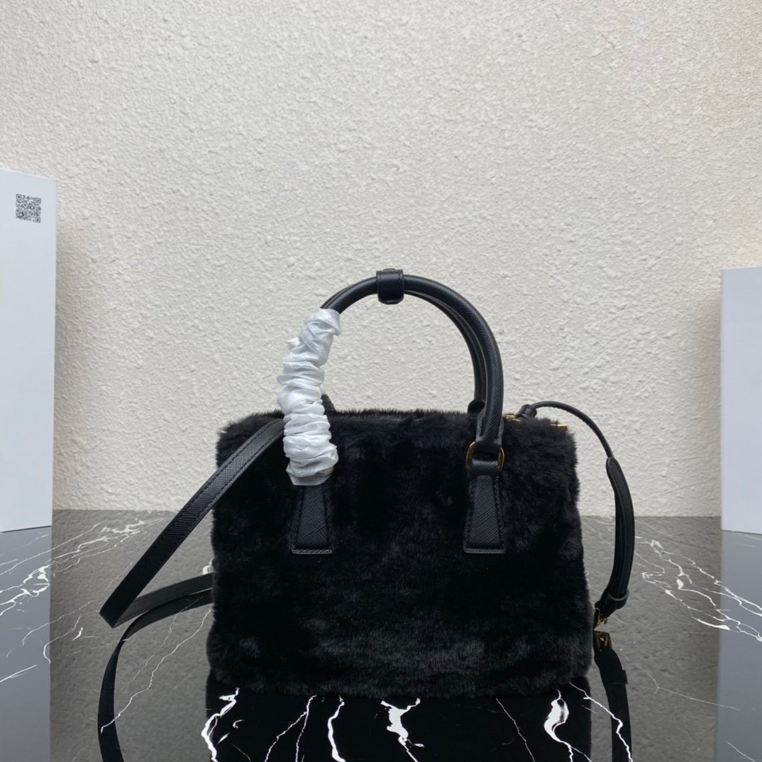Prada Bag - Image 3