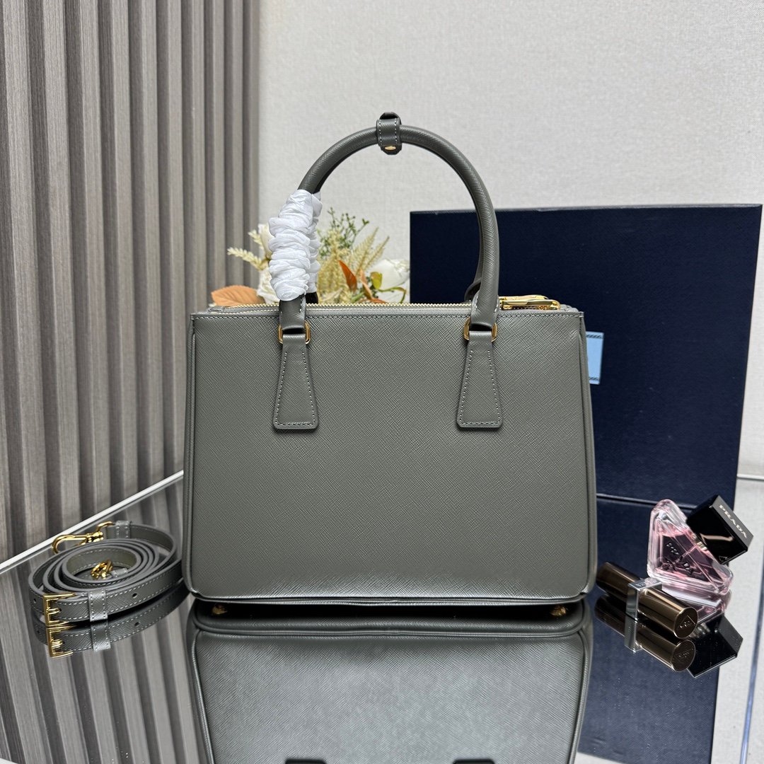 Prada Bag - Image 3