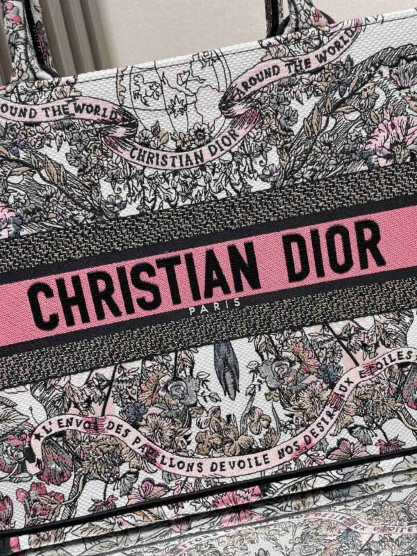 DIOR - Image 3
