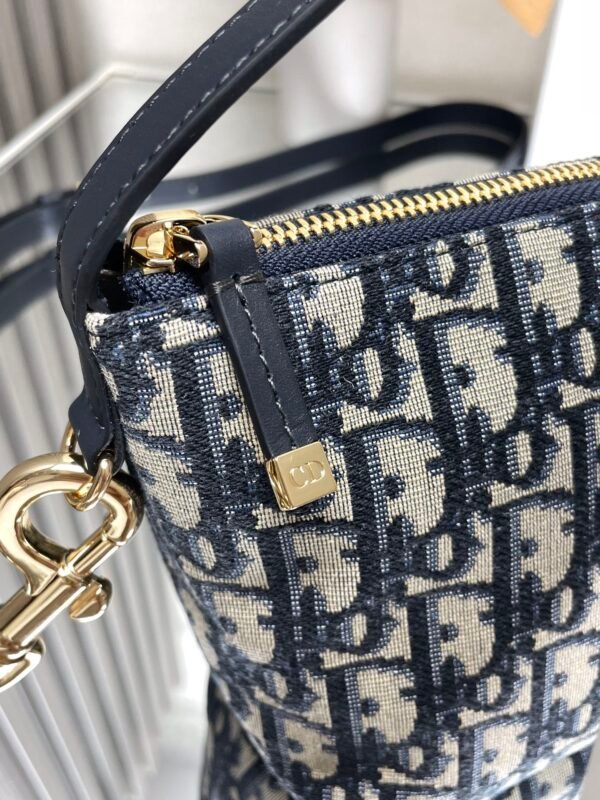 DIOR - Image 3