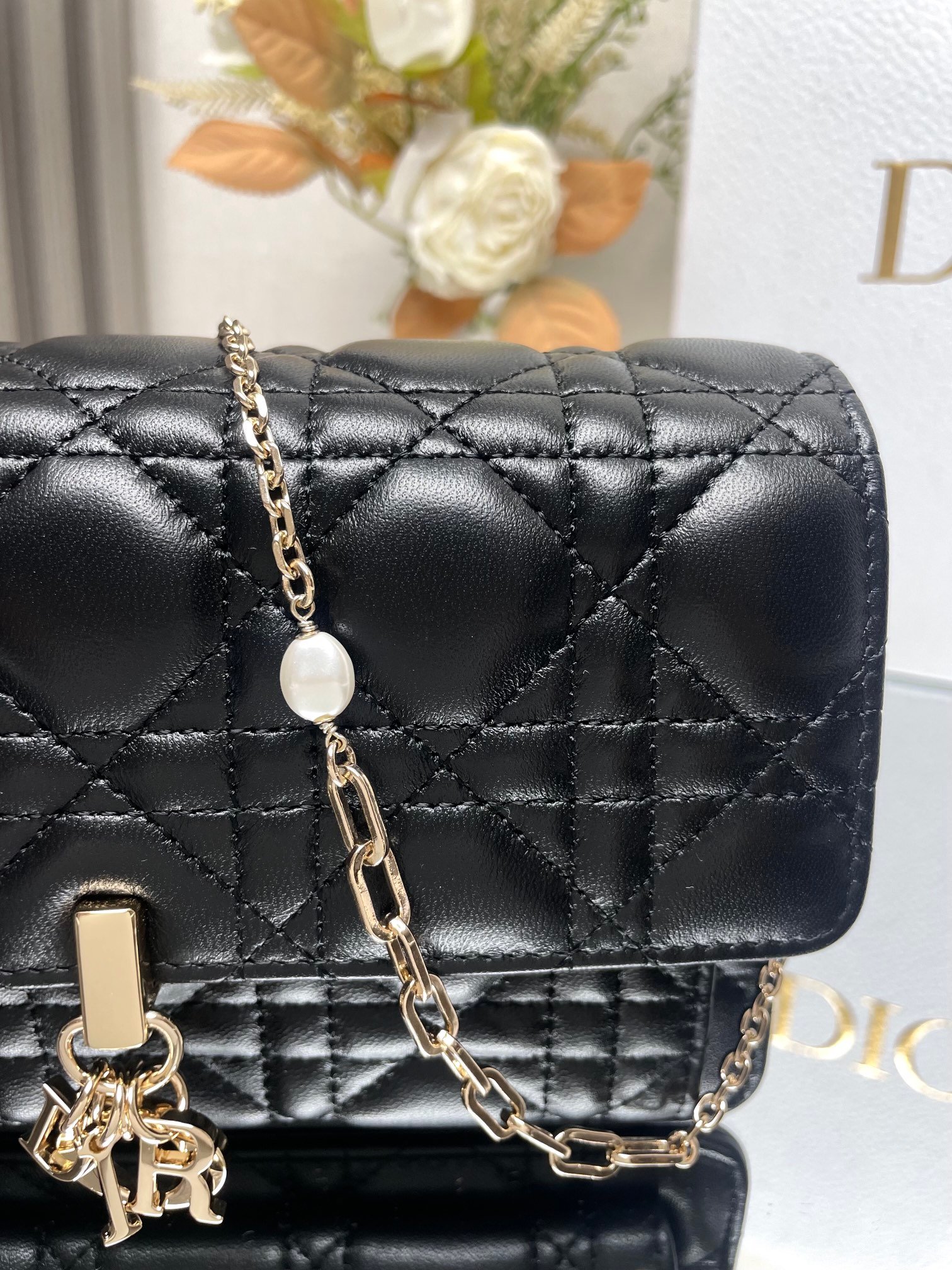 DIOR - Image 3