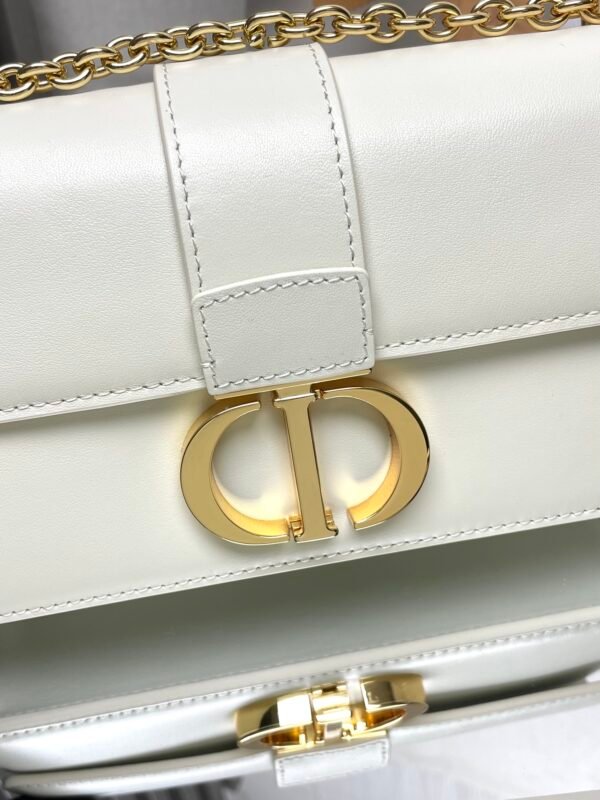 DIOR - Image 3