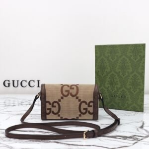 GUCCI  699296
