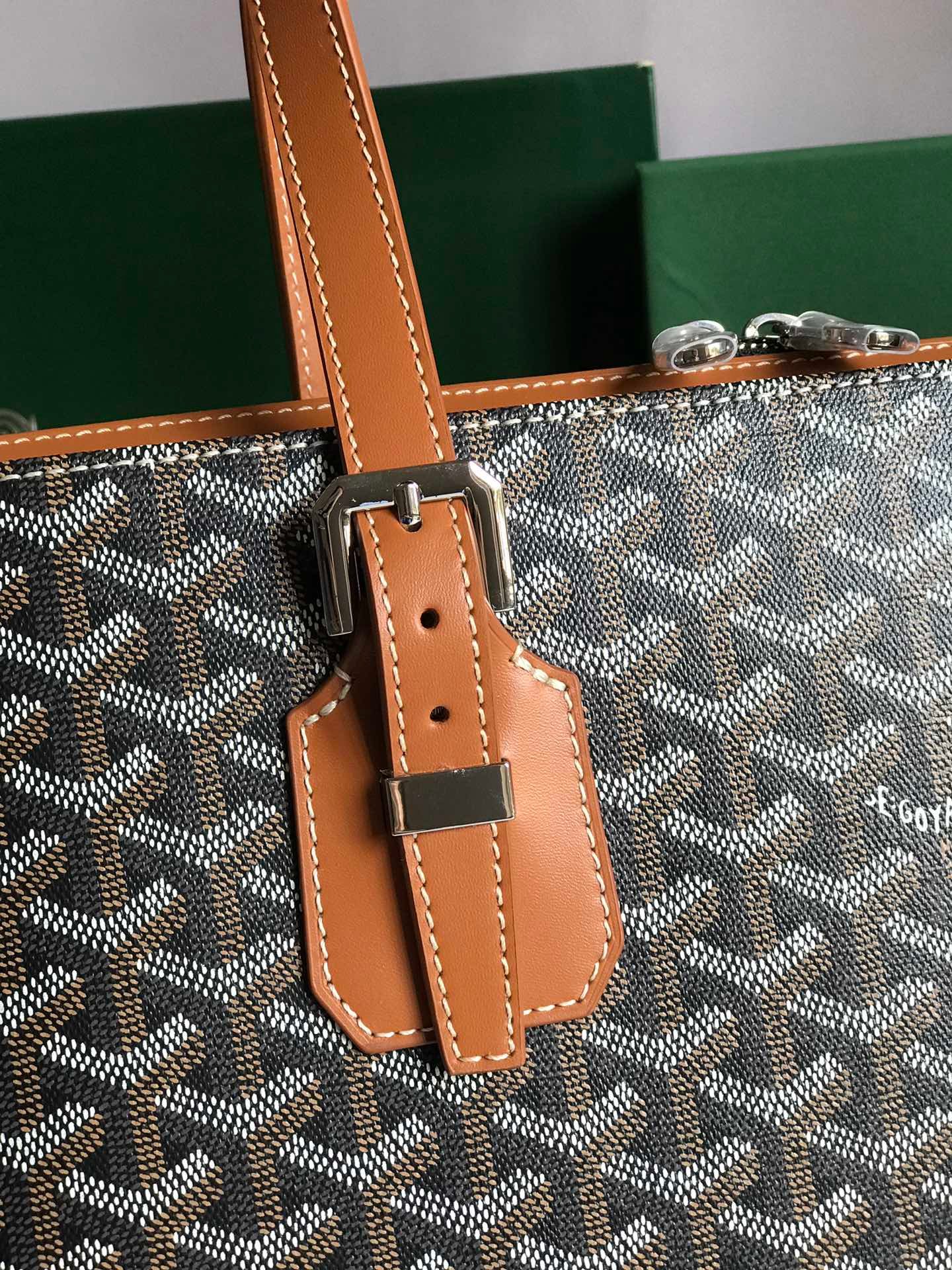 Goyard Bag - Image 4