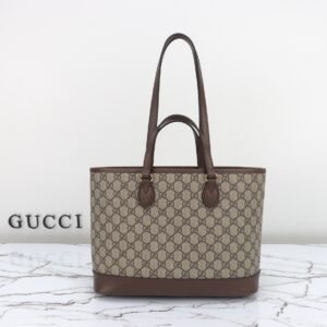 GUCCI  765043