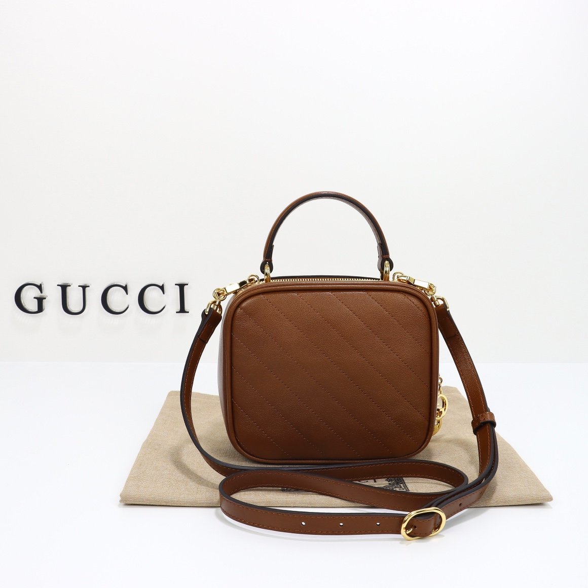 GUCCI 744434 - Image 4