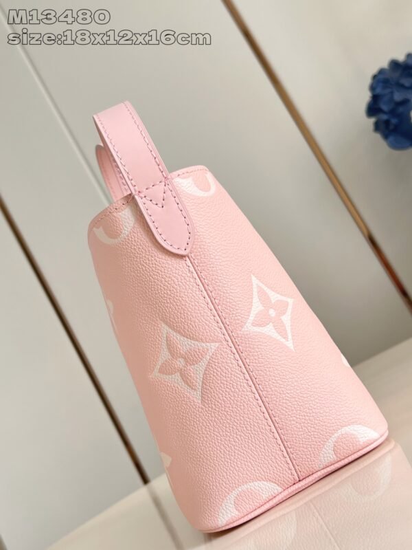 LV  M13480 - Image 4