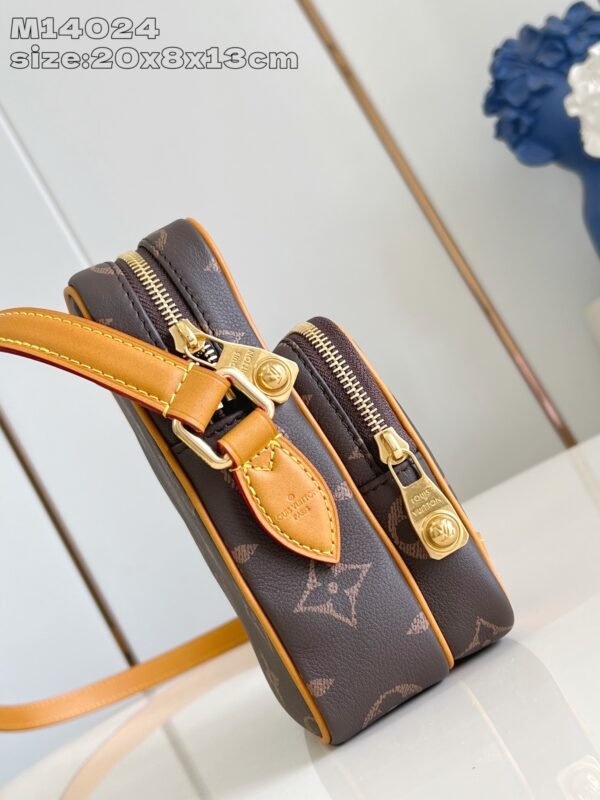 LV  M14024 - Image 4