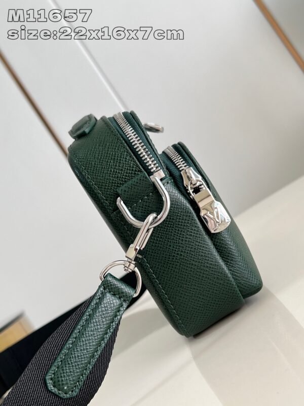 LV  M11657 - Image 4