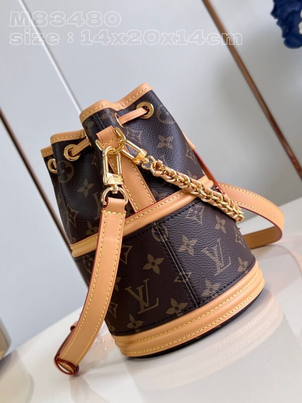 LV M83480 - Image 4