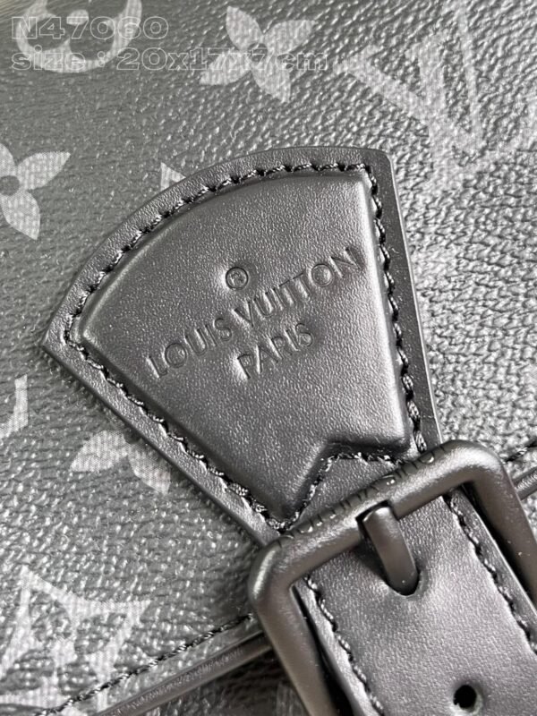 LV N40760 - Image 4