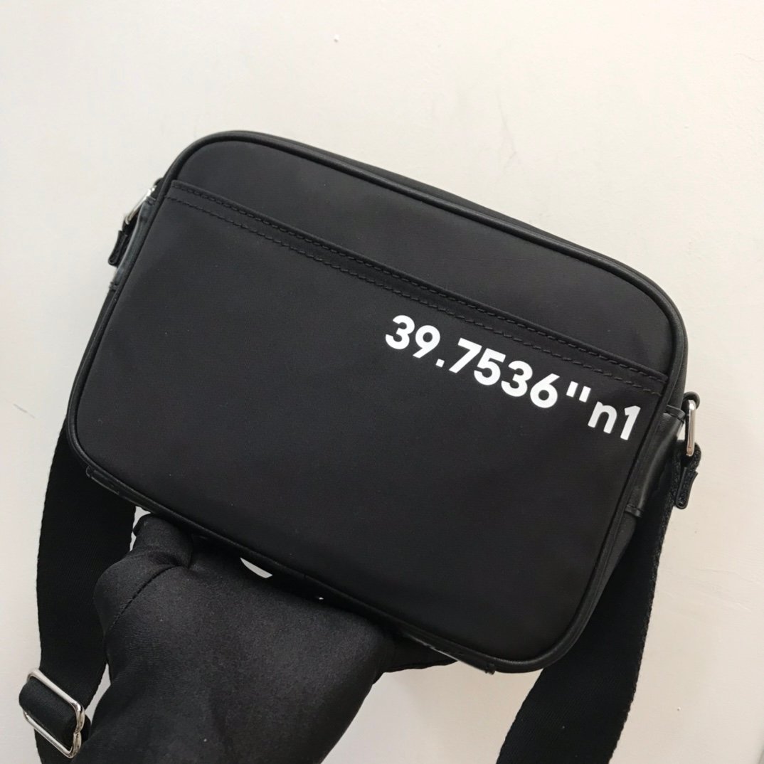 Burberry Bag - Image 4