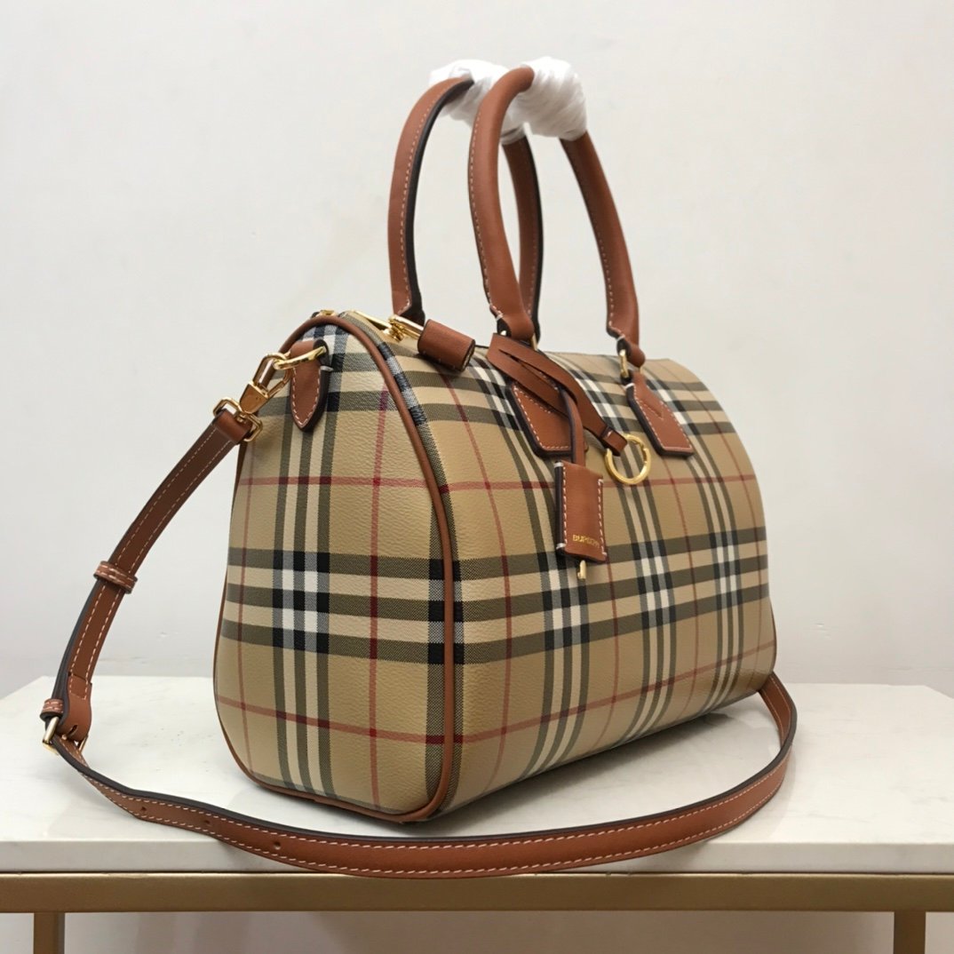 Burberry Bag - Image 4