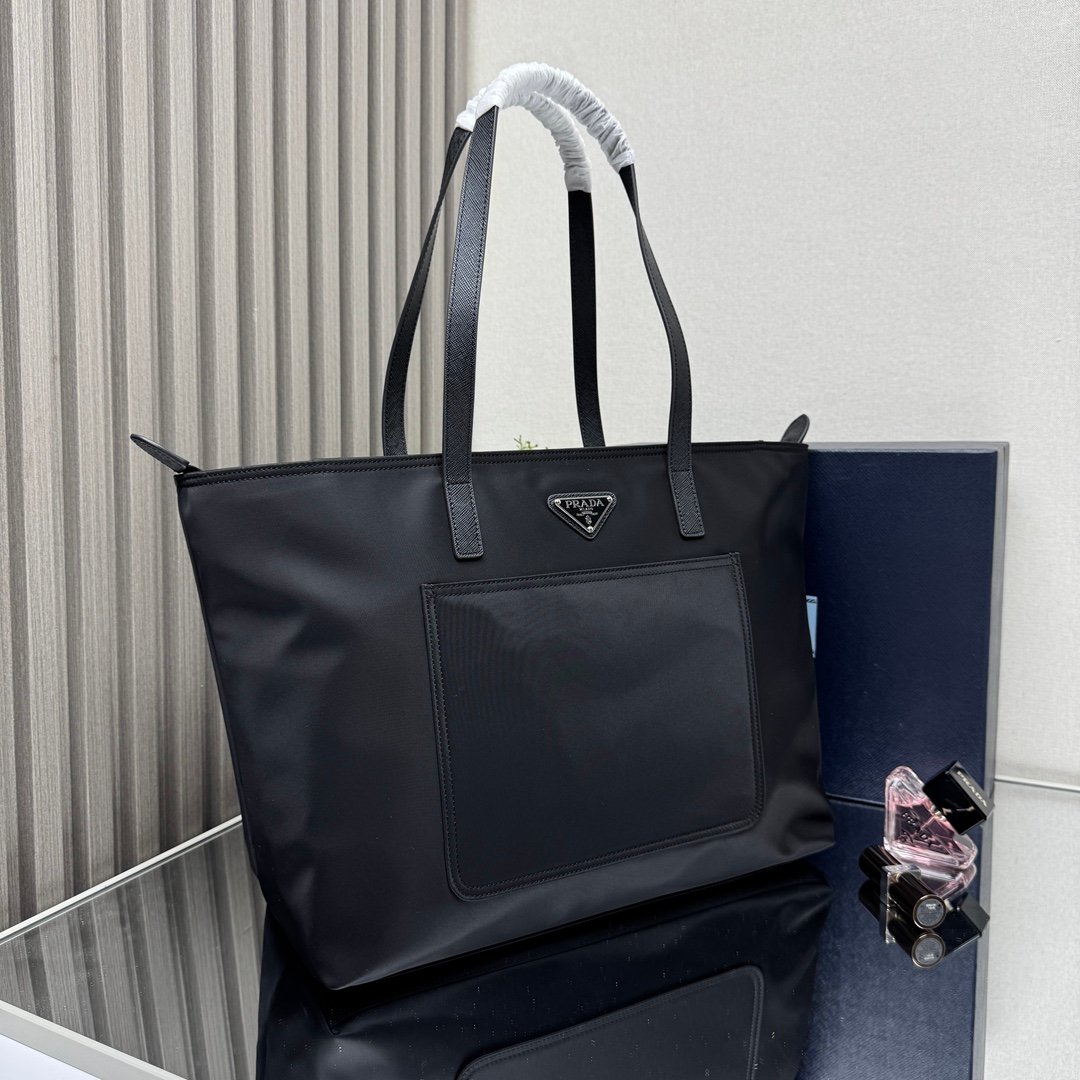 Prada Bag - Image 4