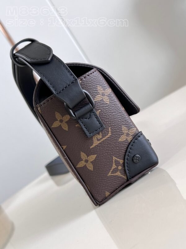 LV M83613 - Image 4