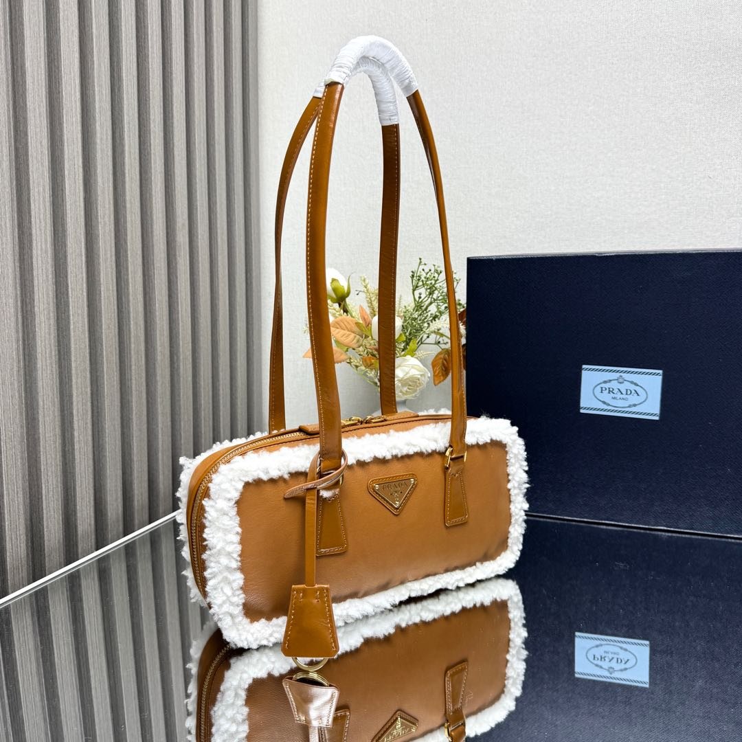 Prada Bag - Image 4