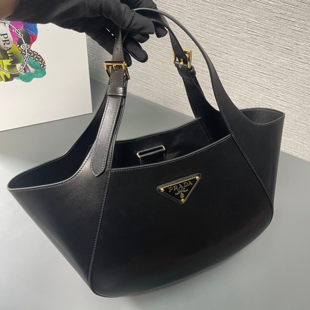 Prada Bag - Image 4