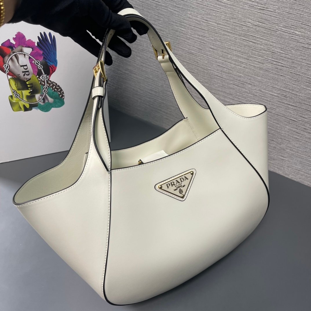 Prada Bag - Image 4