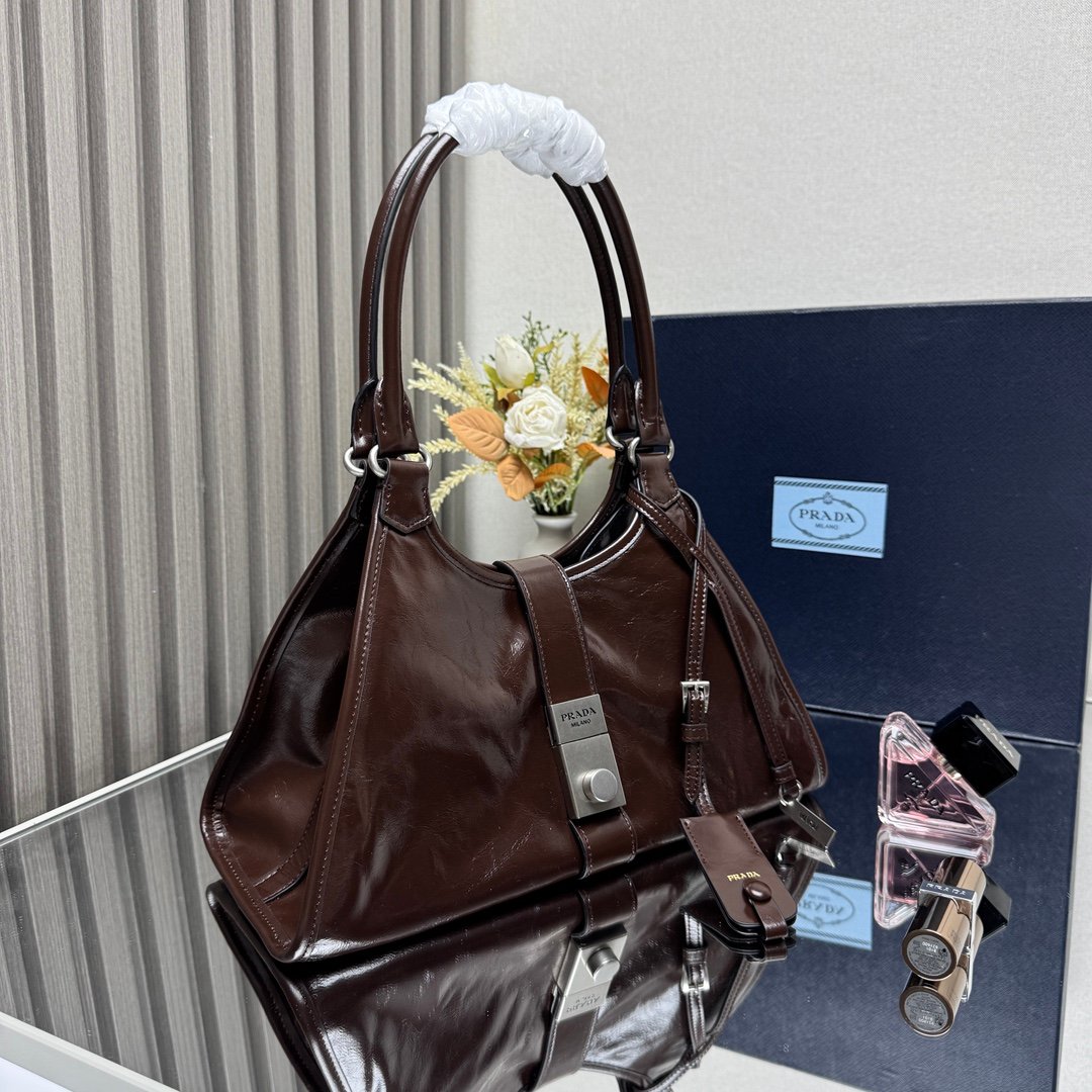 Prada Bag - Image 4