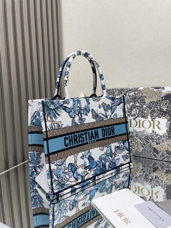 DIOR - Image 4
