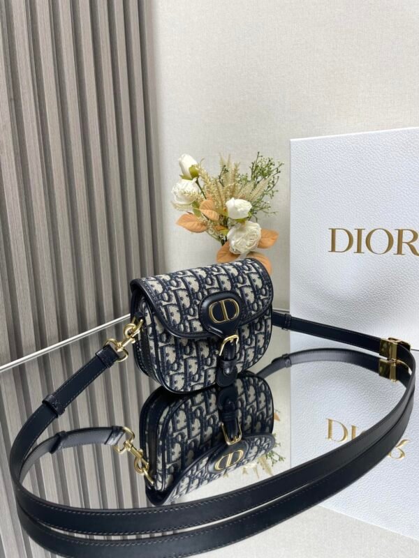DIOR - Image 4