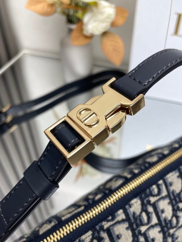 DIOR - Image 4