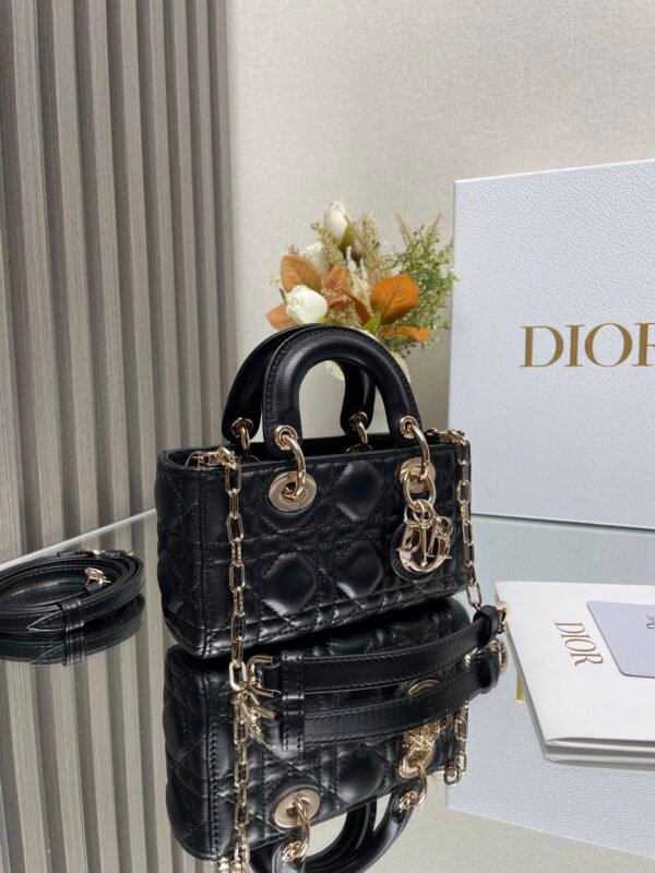 DIOR - Image 4