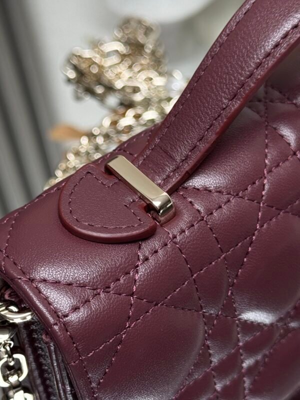 DIOR - Image 4
