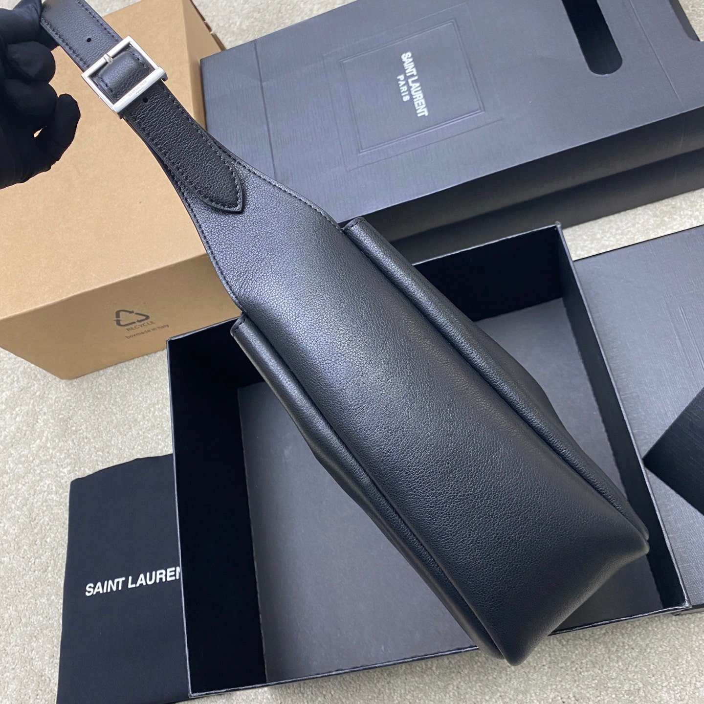 YSL 713938 - Image 4