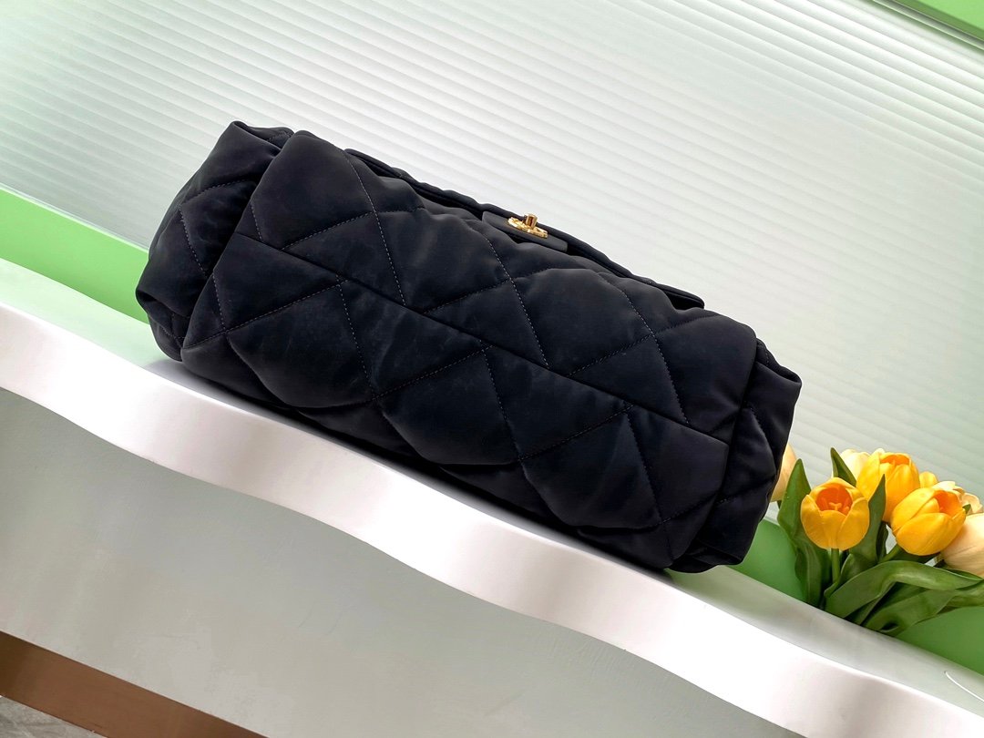 Chanel Bag - Image 6