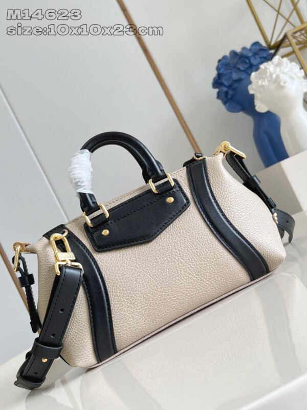 LV  M14623 - Image 5