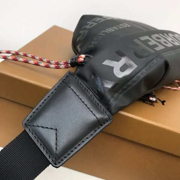 Burberry Bag - Image 5