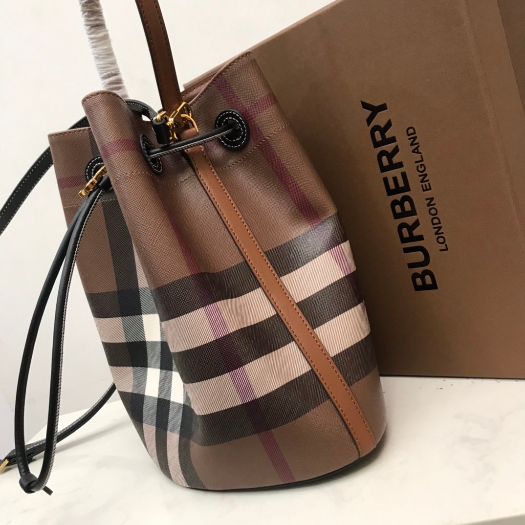 Burberry Bag - Image 5