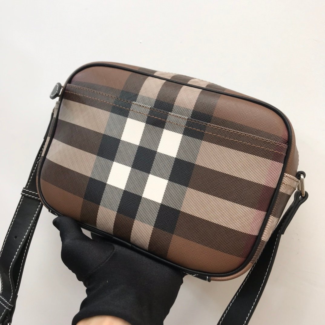 Burberry Bag - Image 5