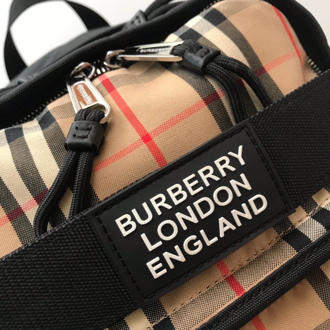Burberry Bag - Image 5
