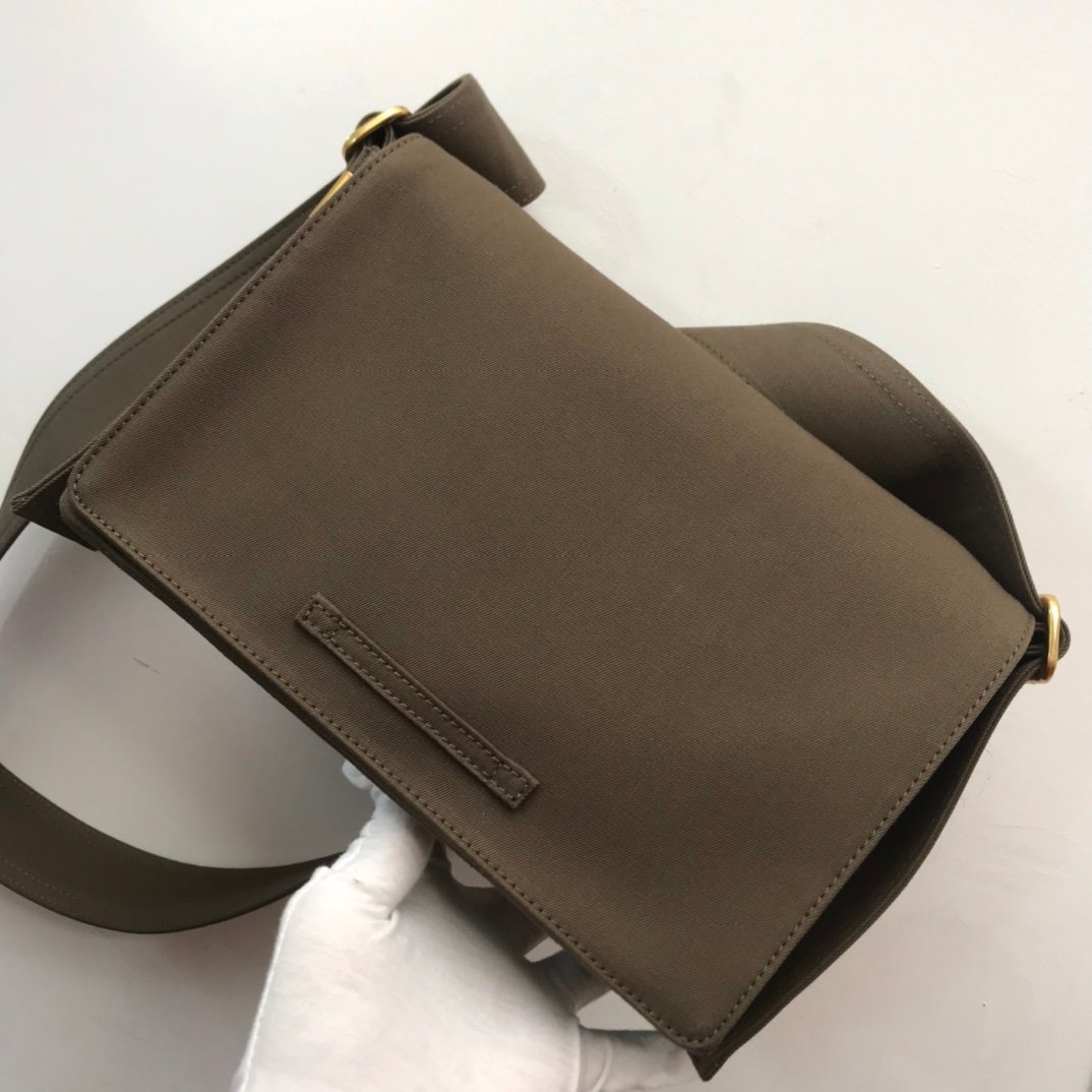 Burberry Bag - Image 5
