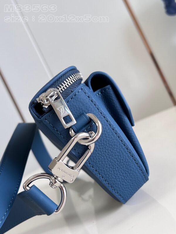 LV M83563 - Image 5