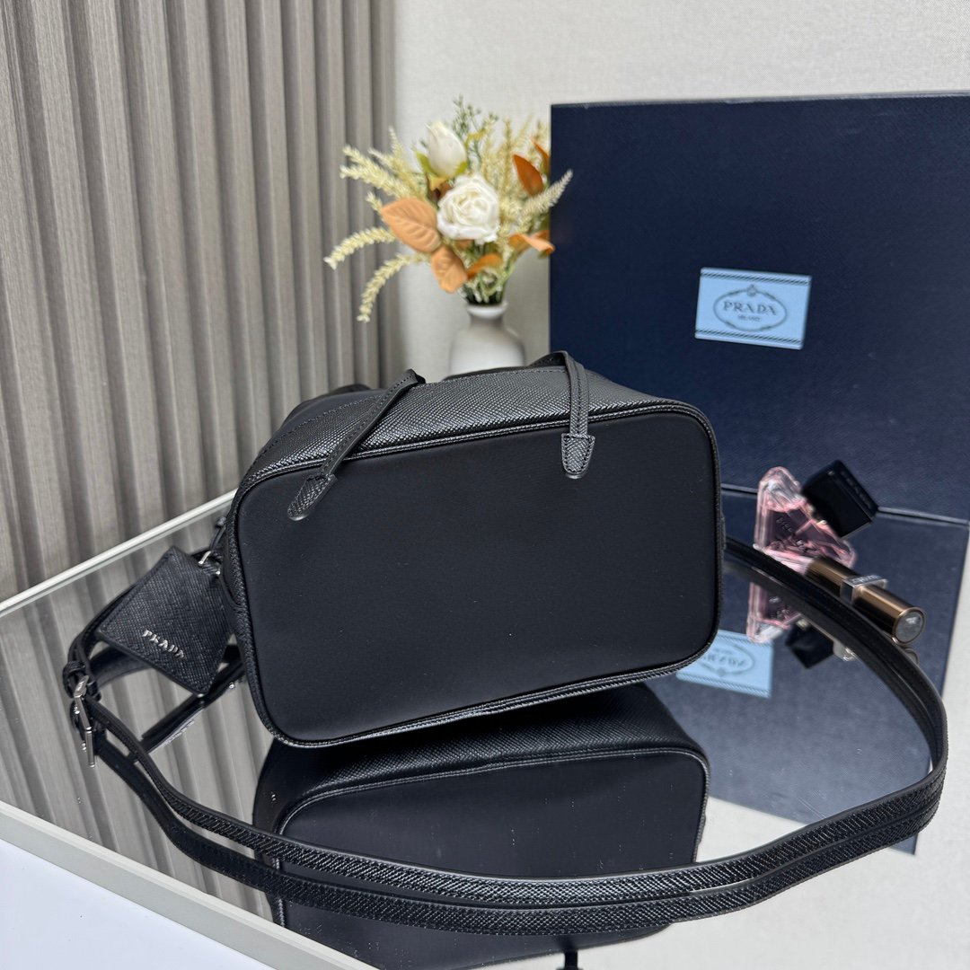 Prada Bag - Image 5